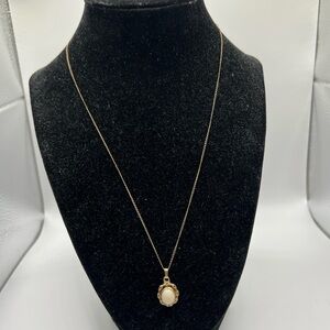 Sarah Coventry - “lady Coventry” line Angel skin coral 12k gold filled necklace